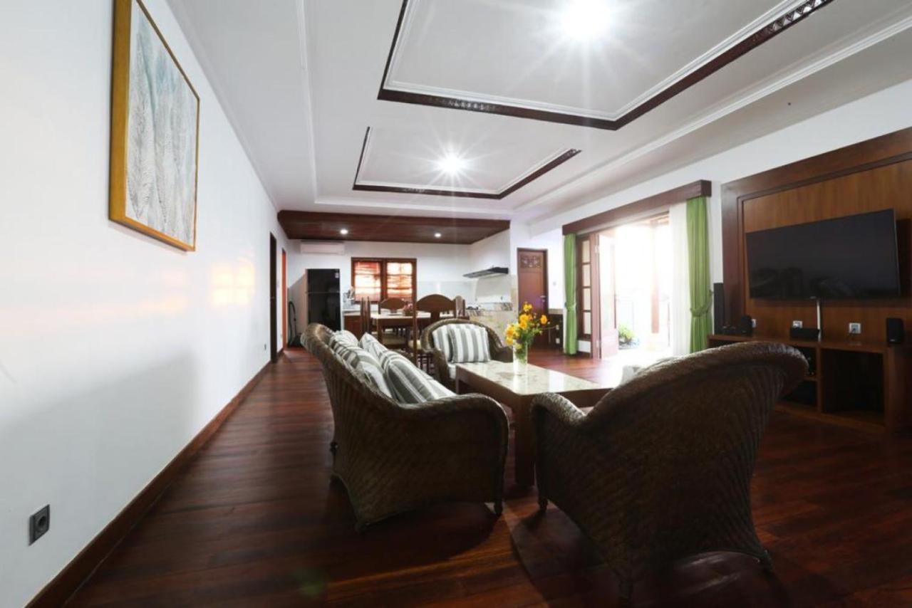 Medewi Surf Villa Pulukan Exterior photo